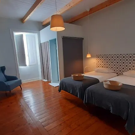 بيت شباب A Casa Do Tenente *